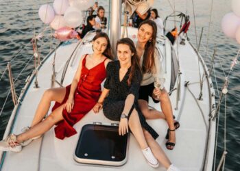 Birthday Yacht Rental: What You Need to Know
