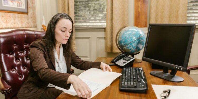 Linda Jones Attorney: Full Guide to the Right Choice