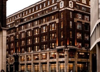 Halliwells LLP: Inside the Dramatic Collapse of a UK Firm