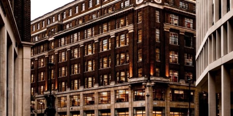 Halliwells LLP: Inside the Dramatic Collapse of a UK Firm