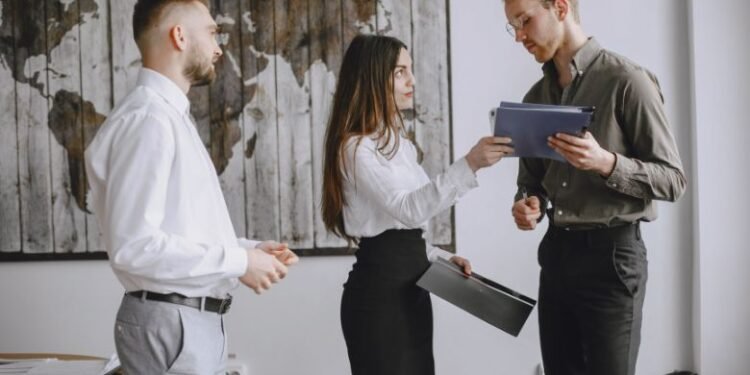 Big Law Salary Scale: What Associates Really Earn in 2026